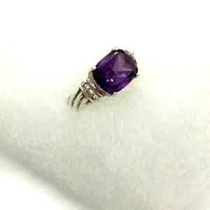 Gorgeous Purple Amethyst Sterling Silver size 7 ring